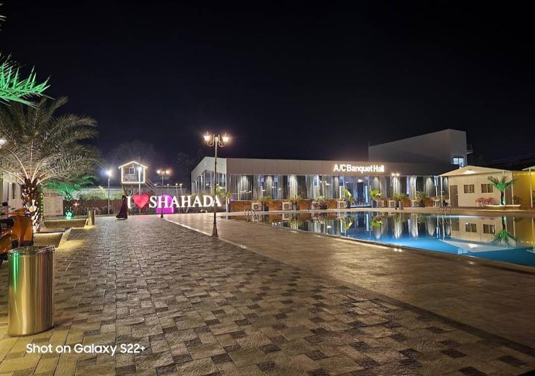 Vss Lawns & Resorts Llp Shahada Exterior photo